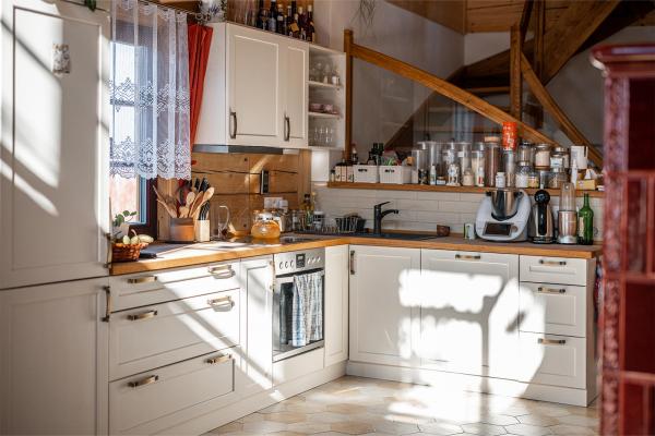 Realizace Kunejov Gal Int 8